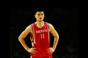 九游app最新版下载安装-WTT大满贯常规赛对决在即！广州队演练定位球，丹佛掘金密集防守应对