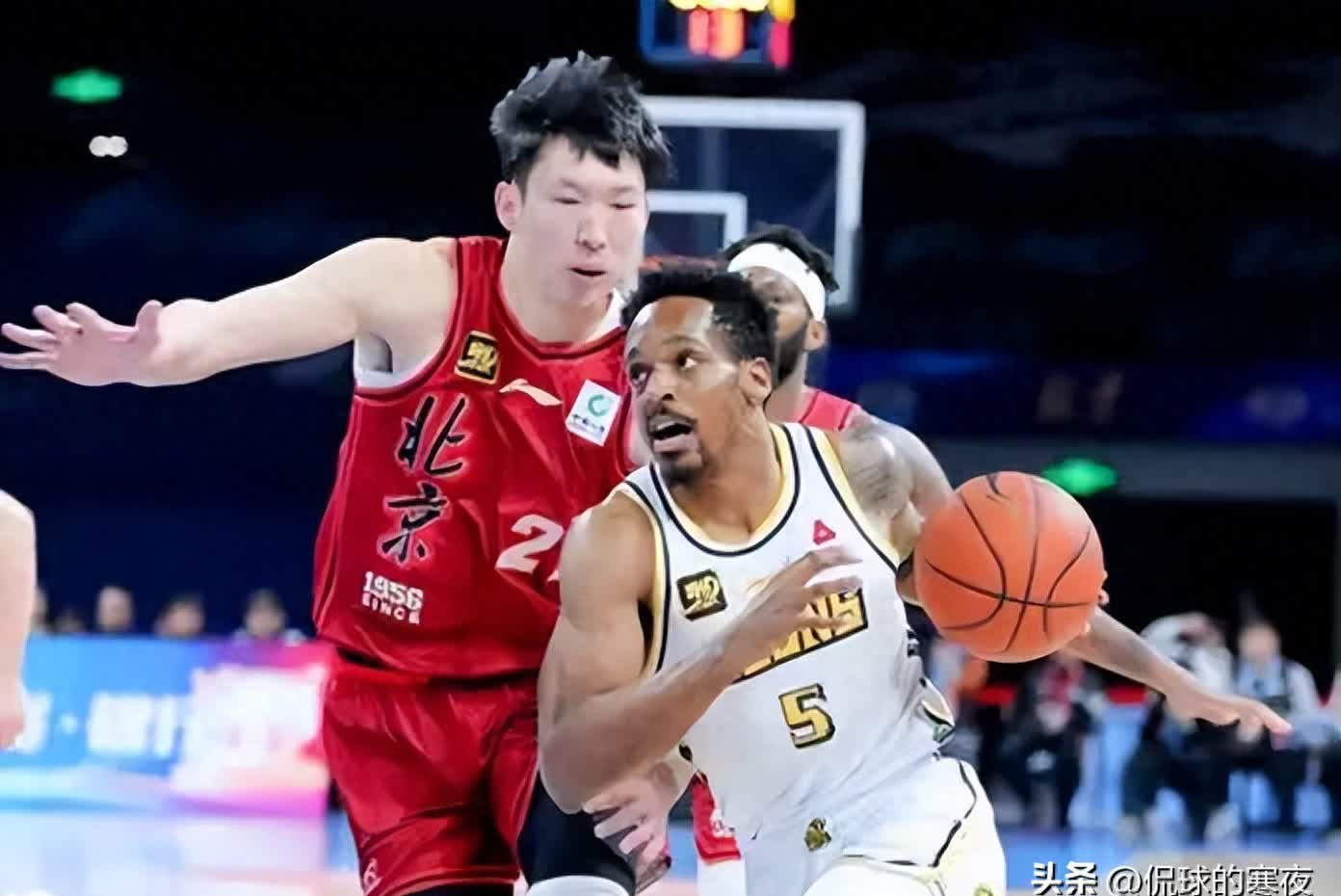 北京首钢队主场大胜，积极备战下一场比赛